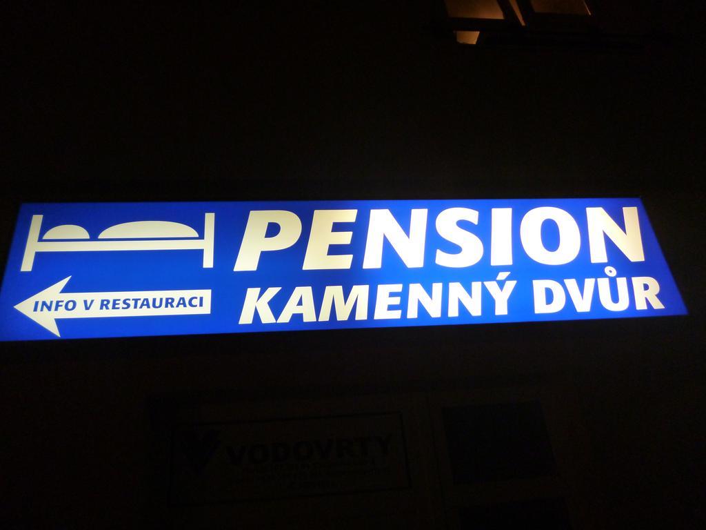 Pension Kamenny Dvur มาเรียอานซเกลาซนี ภายนอก รูปภาพ